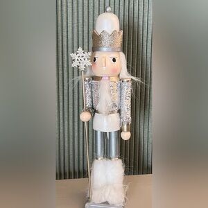 Winter Wonder Lane Glam / Bling Christmas Nutcracker